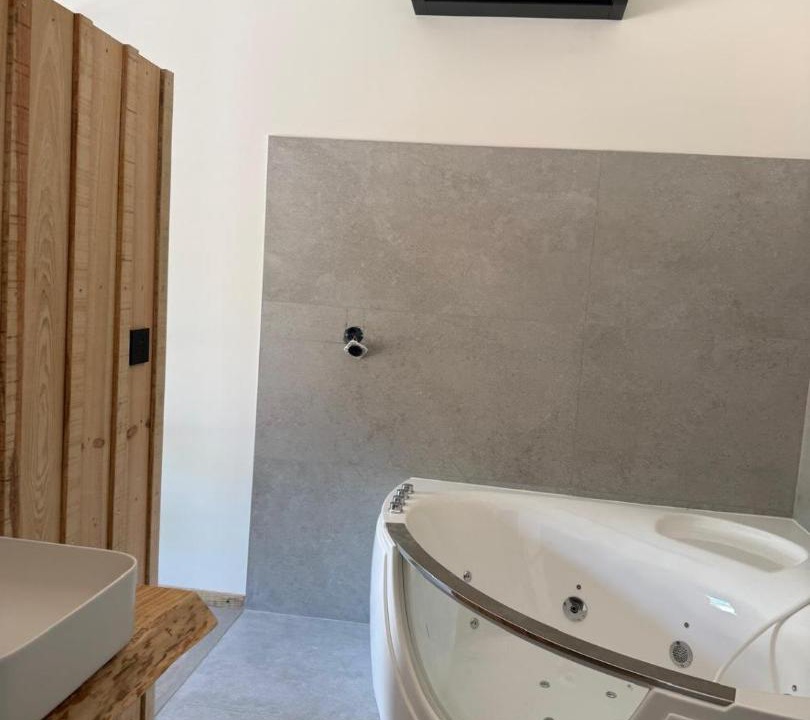 Photo of Bathroom in Martillac