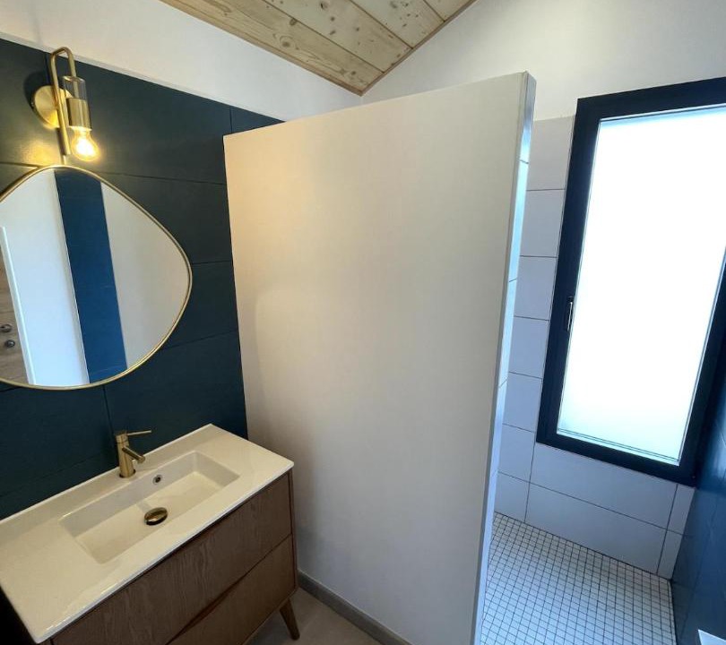 Photo of Bathroom in Tosse