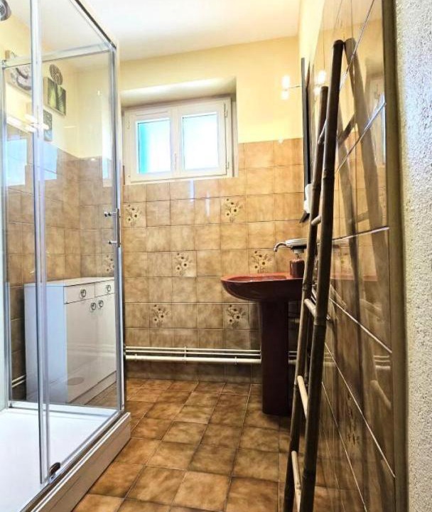 Photo of Bathroom in Liginiac