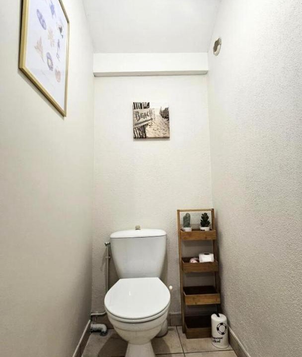 Photo of Bathroom in Saint-Pantaleon-de-Larche