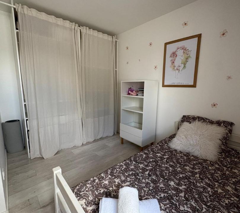 Photo of Bedroom in Bordeaux City Centre