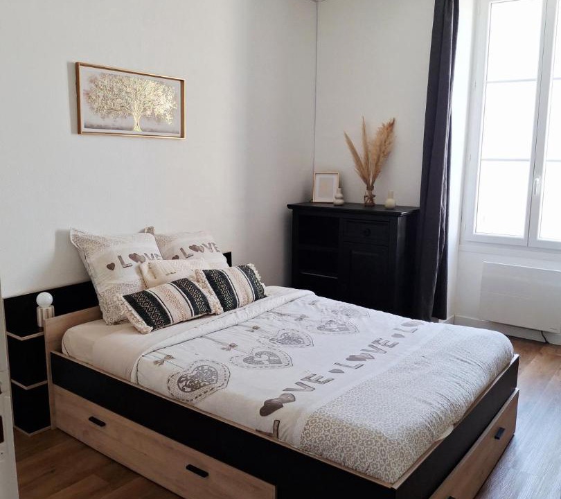Photo of Bedroom in Eymet