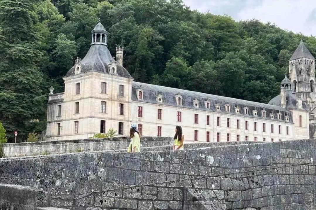 Photo of Others in Saint-Just