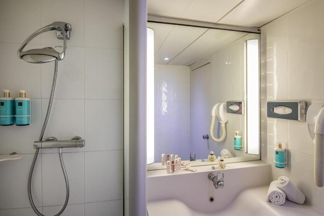 Photo of Bathroom in Valbonne