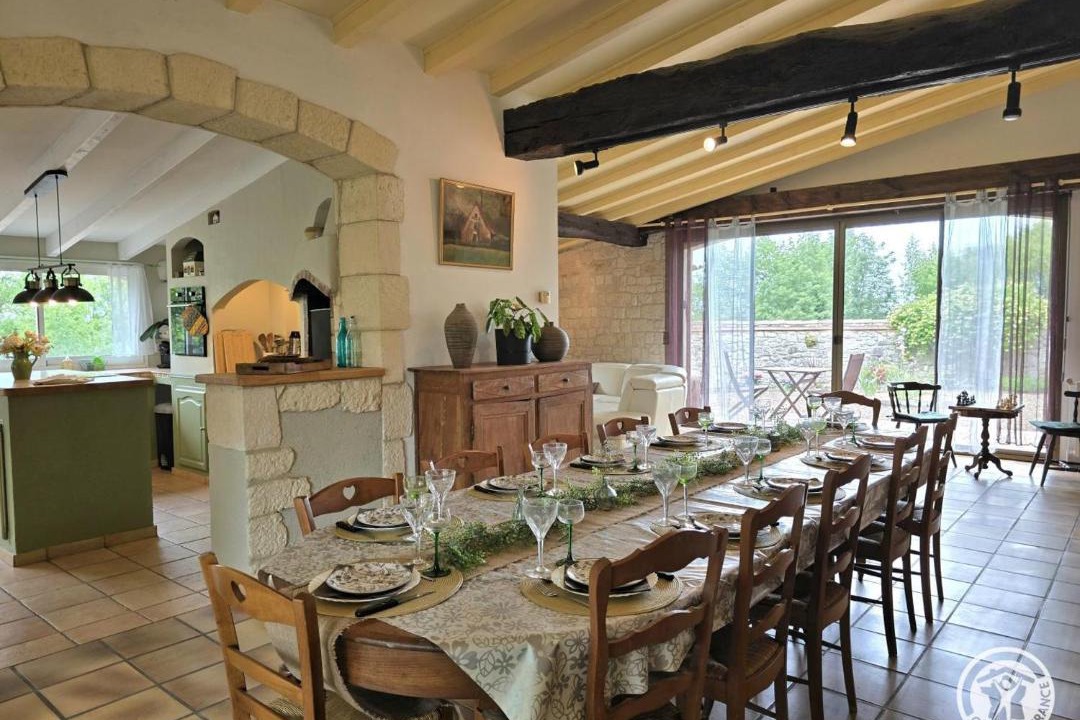 Photo of Kitchen in Monsaguel