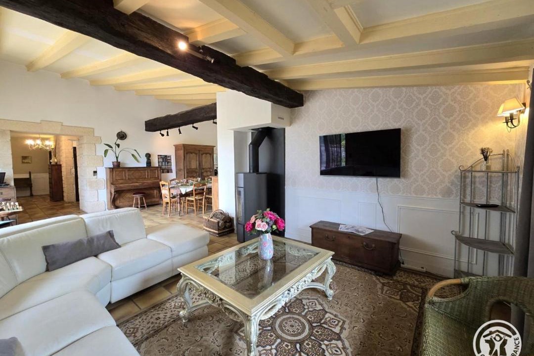 Photo of Livingroom in Monsaguel