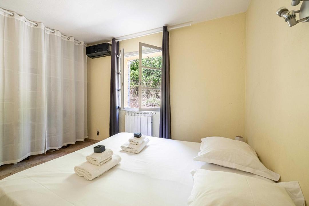 Photo of Bedroom in Le Tignet