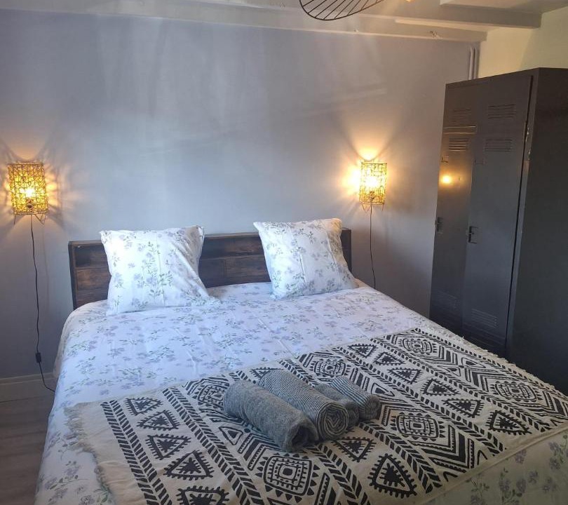 Photo of Bedroom in Saint-Vivien-de-Blaye