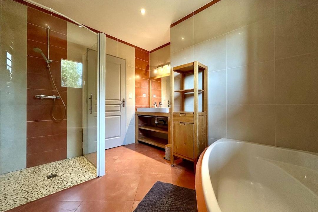 Photo of Bathroom in Verruyes