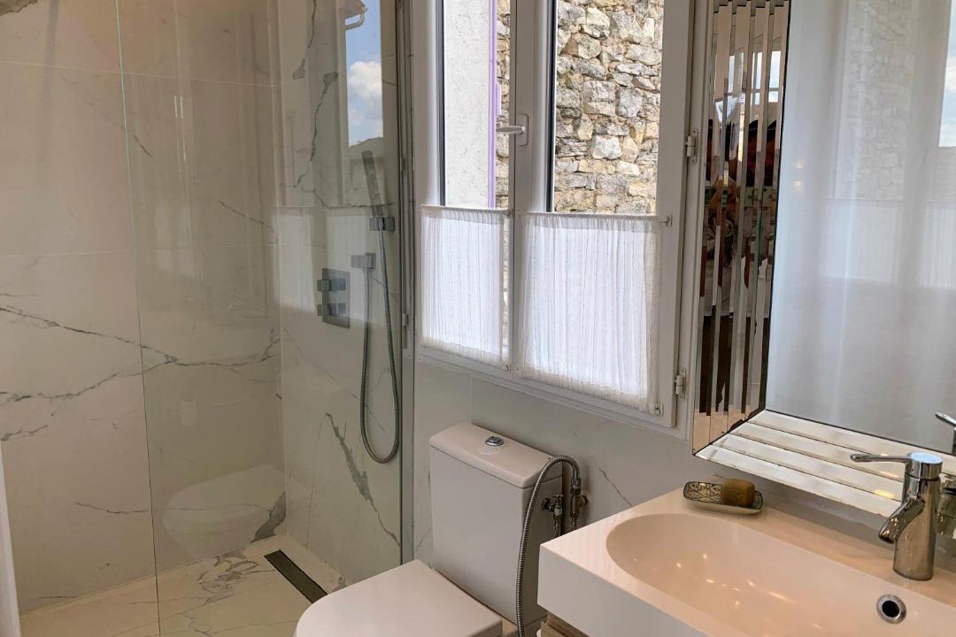 Photo of Bathroom in Rouffignac-Saint-Cernin-de-Reilhac