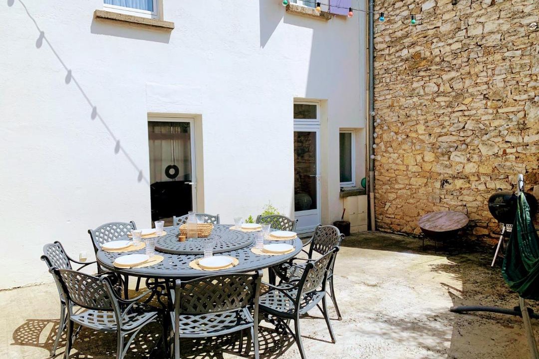 Photo of Patio Balcony in Rouffignac-Saint-Cernin-de-Reilhac
