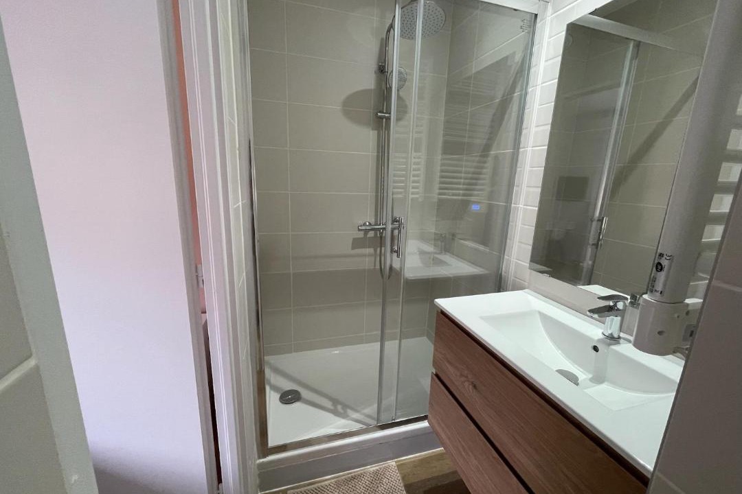 Photo of Bathroom in Les Roches-de-Condrieu