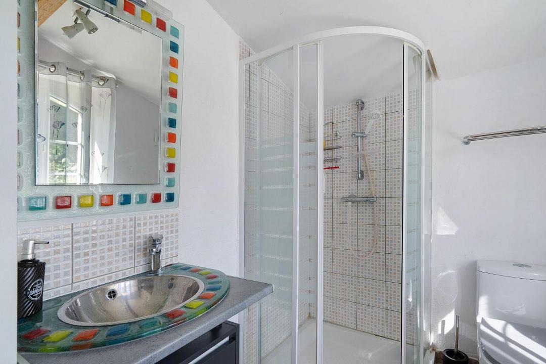 Photo of Bathroom in Bois