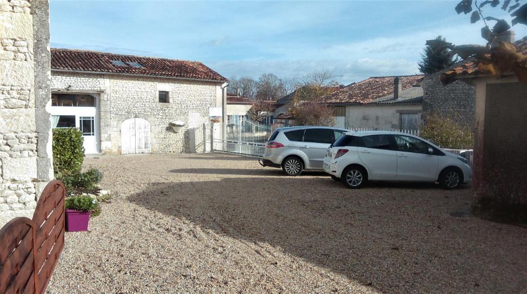 Photo of Others in Saint-Seurin-de-Palenne