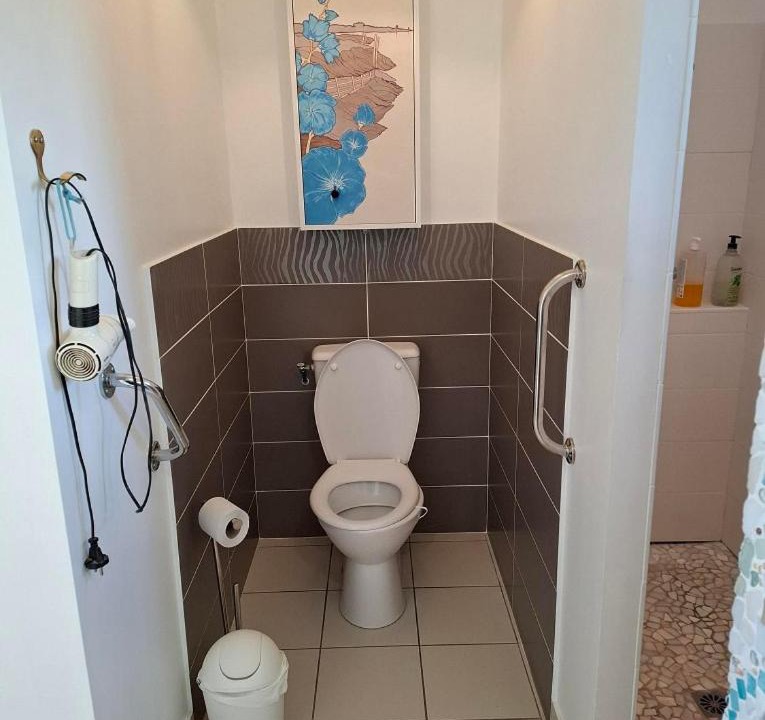 Photo of Bathroom in La Couarde-sur-Mer
