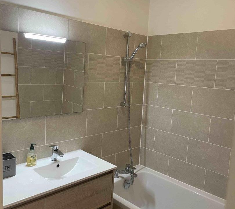 Photo of Bathroom in Le Grand-Village-Plage