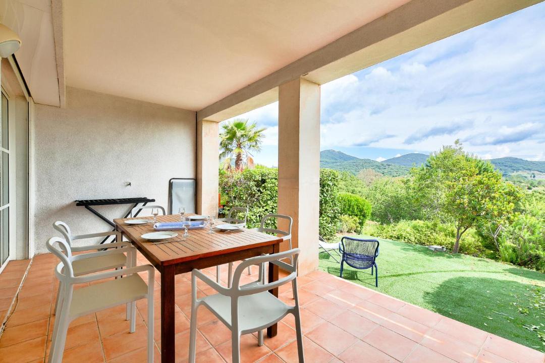Photo of Patio Balcony in Les Restanques