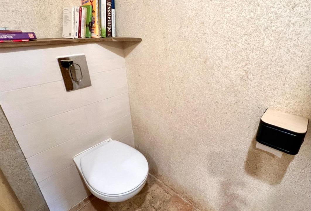 Photo of Bathroom in Montpeyroux