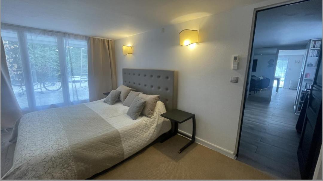 Photo of Bedroom in Roquefort-les-Pins