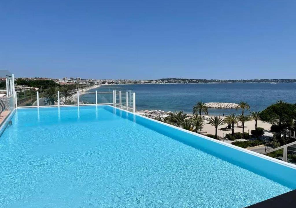 Photo of Others in Golfe Juan