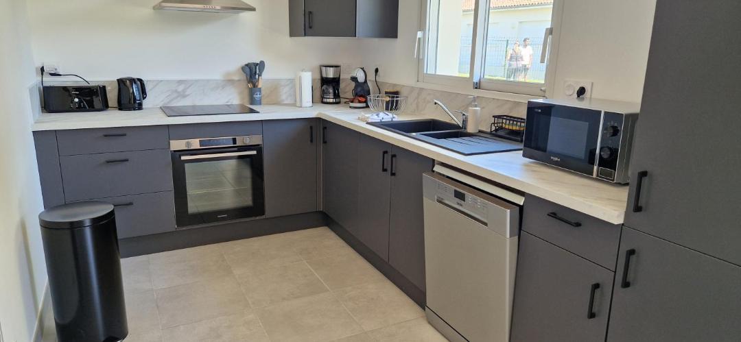Photo of Kitchen in Grayan-Et-L'Hopital