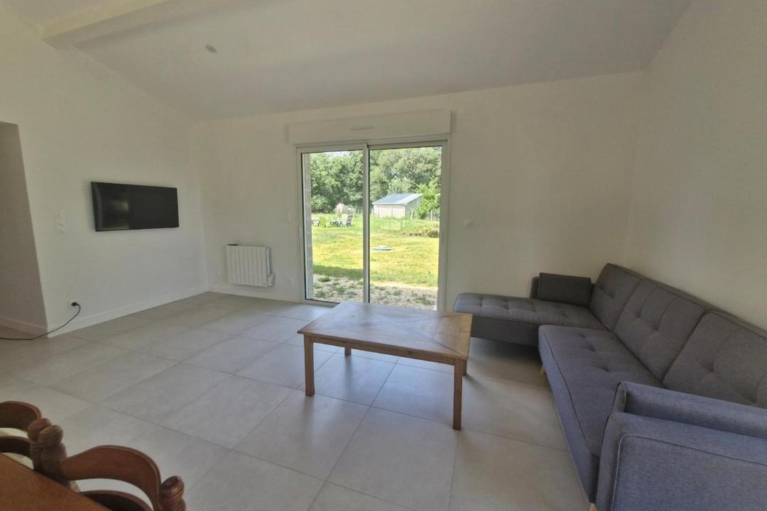 Photo of Livingroom in Saint-Genis-de-Saintonge