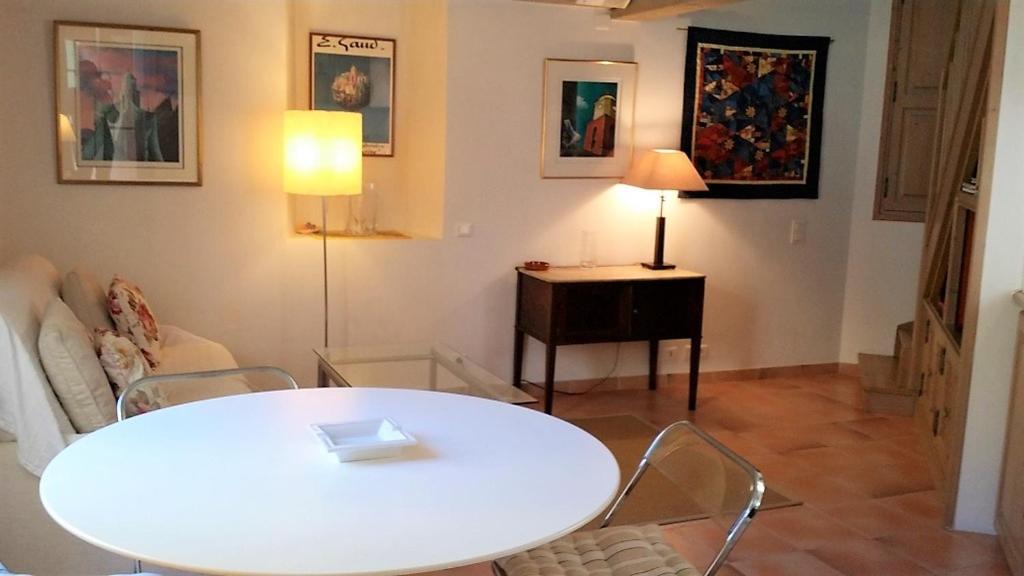 Photo of Livingroom in Old Town