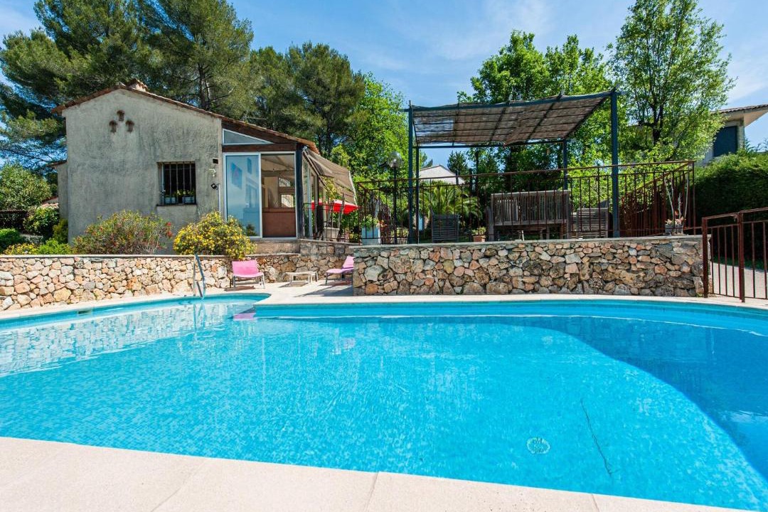 Photo of Others in Les Baraques