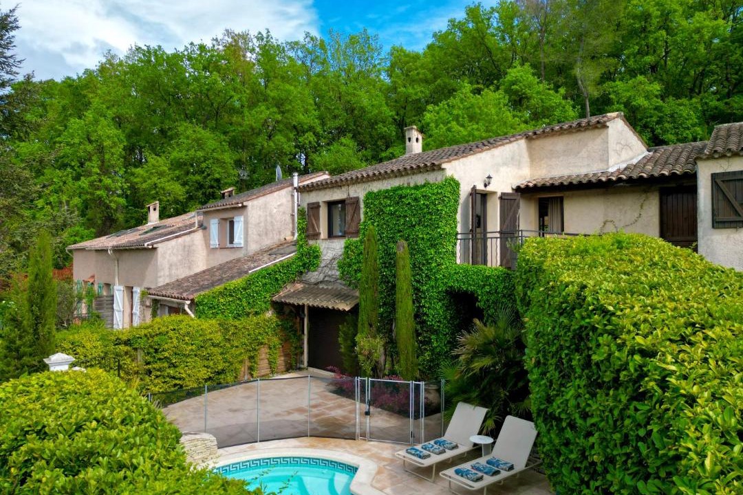 Photo of Others in Valbonne