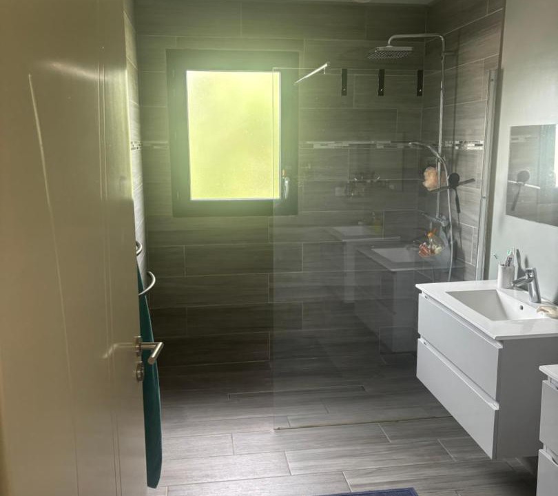 Photo of Bathroom in Cissac-Medoc