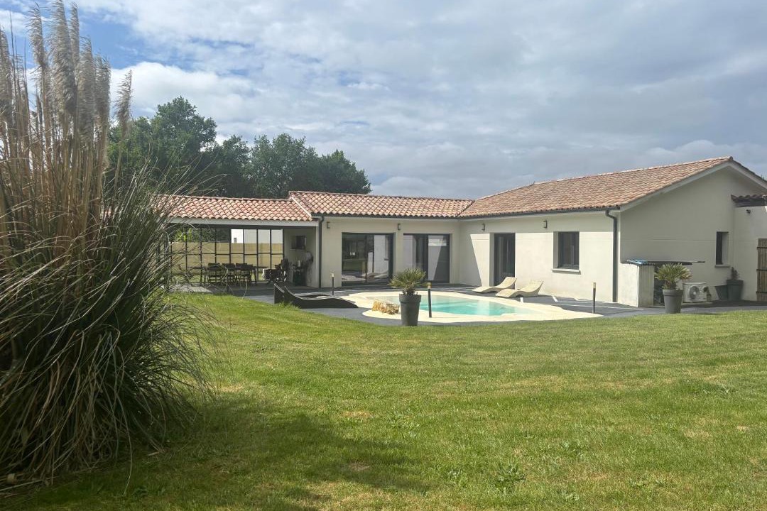 Photo of Others in Cissac-Medoc