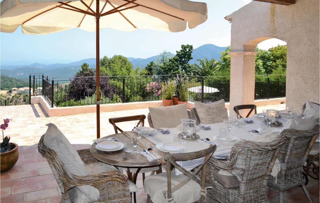 Photo of Patio Balcony in Les Adrets-de-l'Esterel