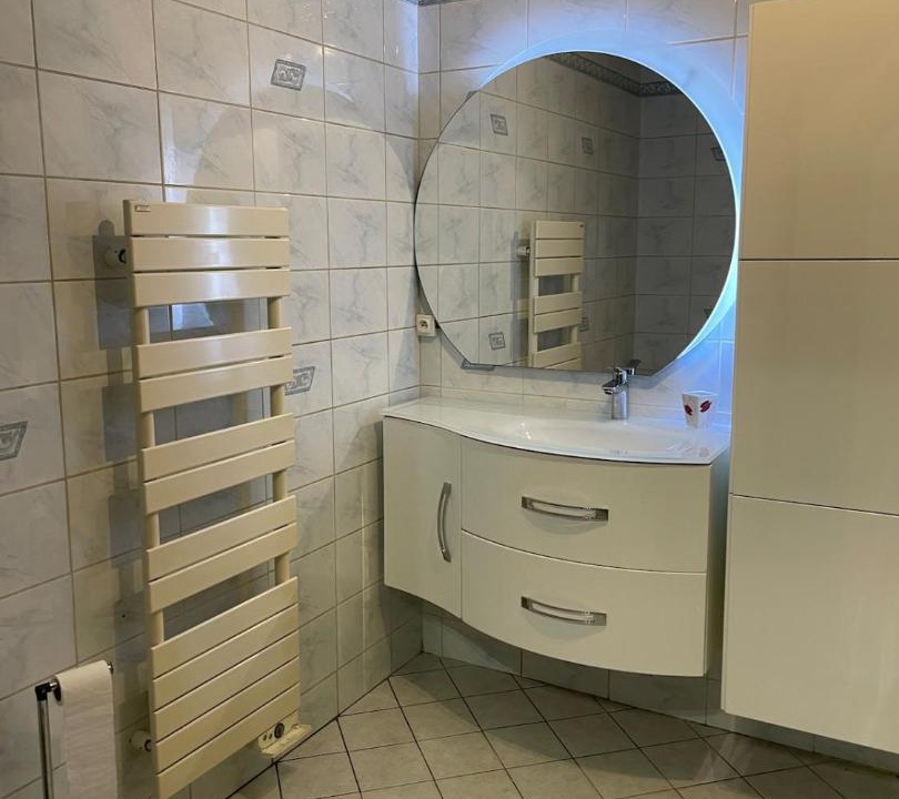 Photo of Bathroom in Albertville