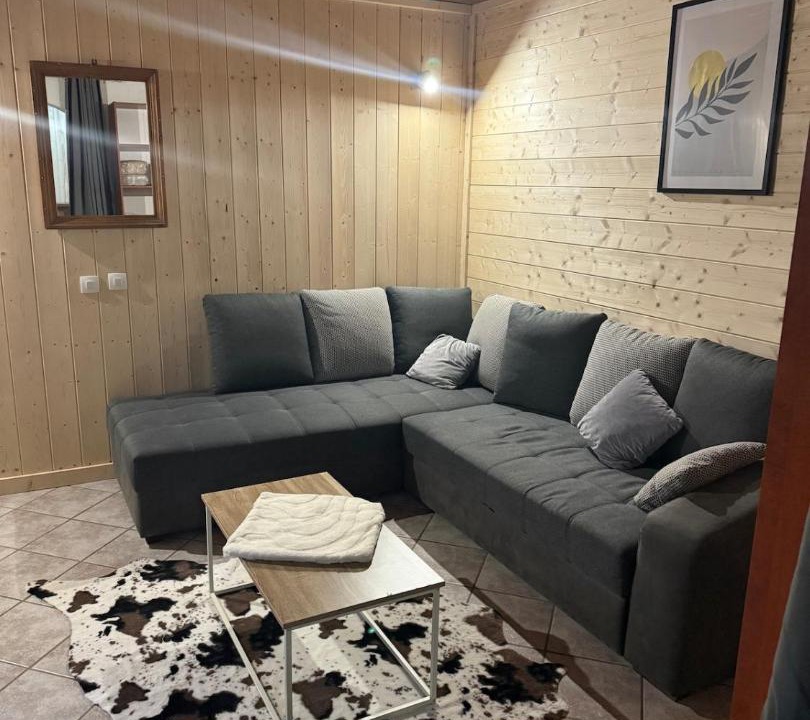 Photo of Livingroom in Albertville