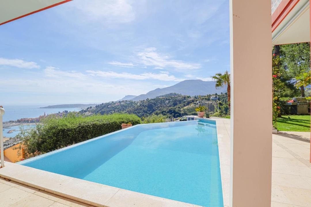 Photo of Others in Menton