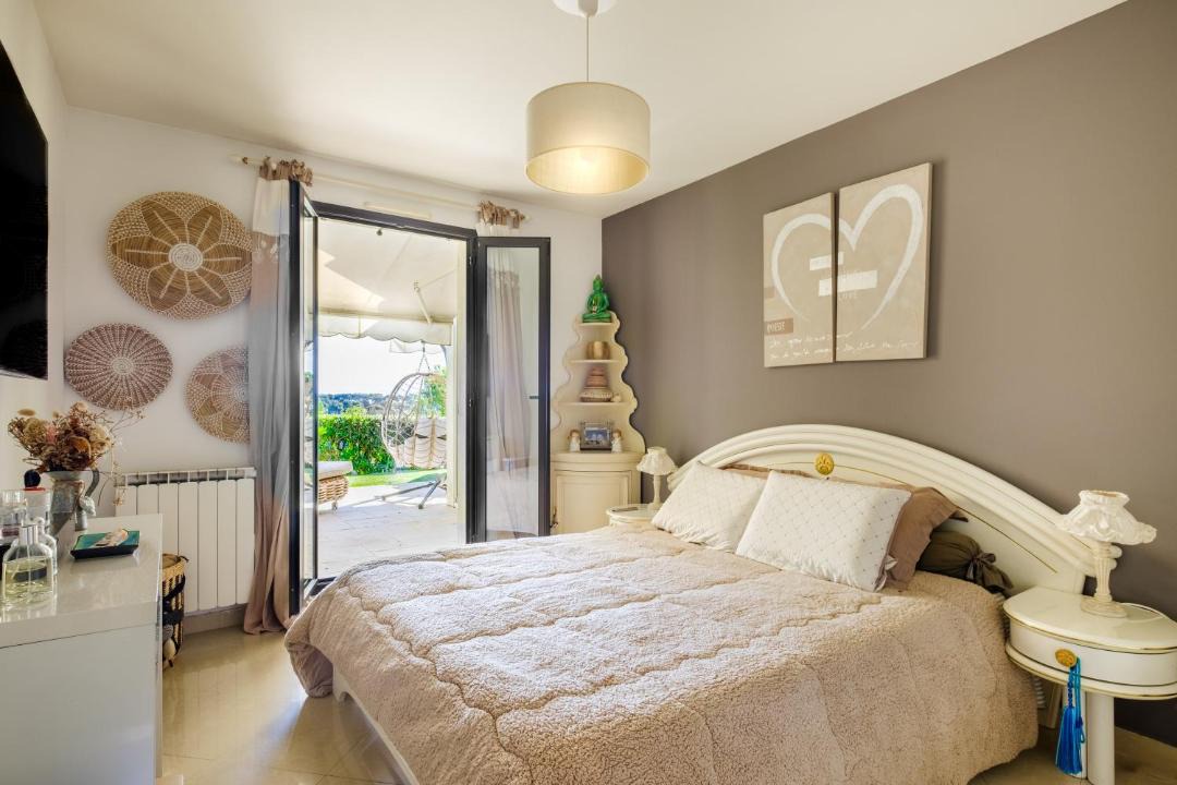 Photo of Bedroom in Villeneuve-Loubet