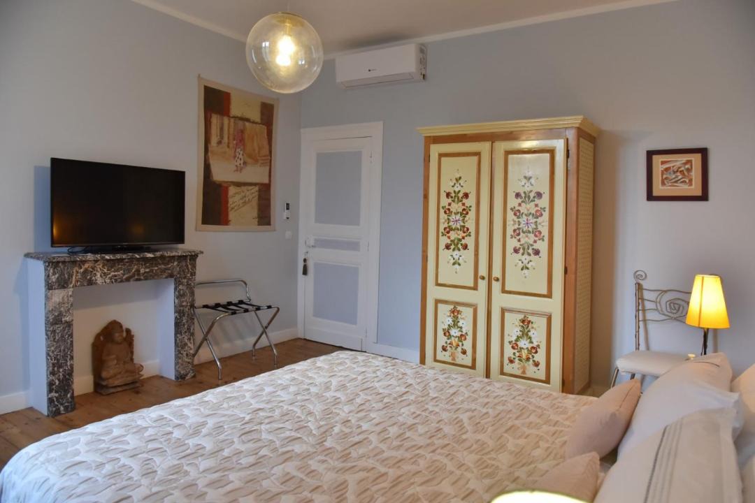 Photo of Others in Saint-Christophe-des-Bardes