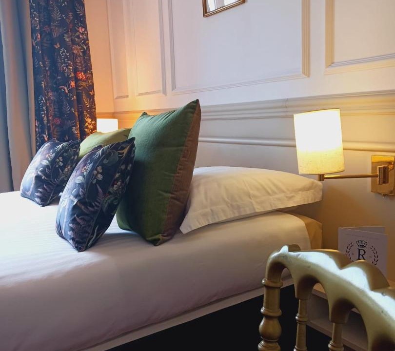 Photo of Bedroom in Saint-Vallier-de-Thiey