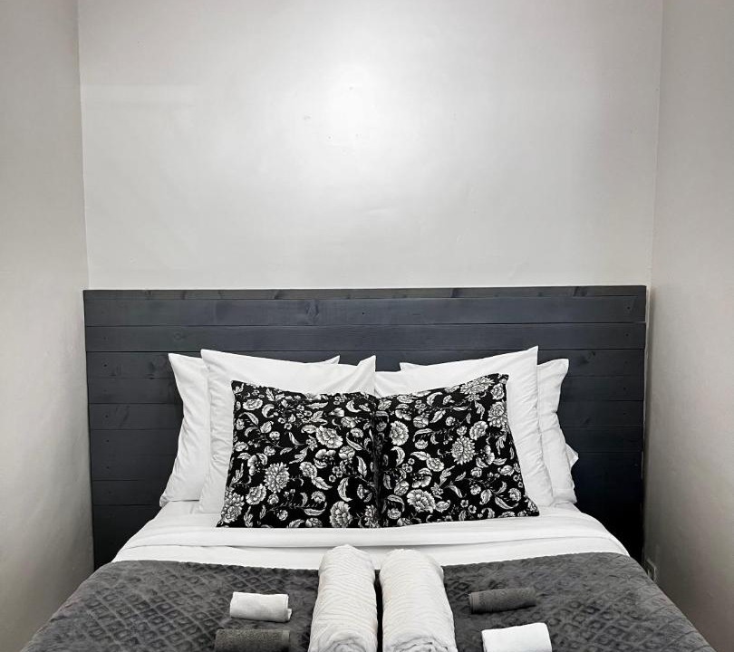 Photo of Bedroom in Prado - Republique