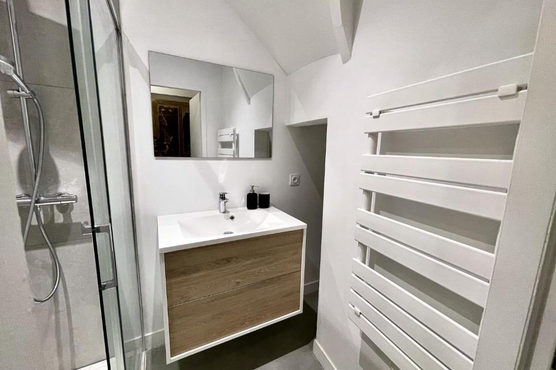 Photo of Bathroom in La Tronche