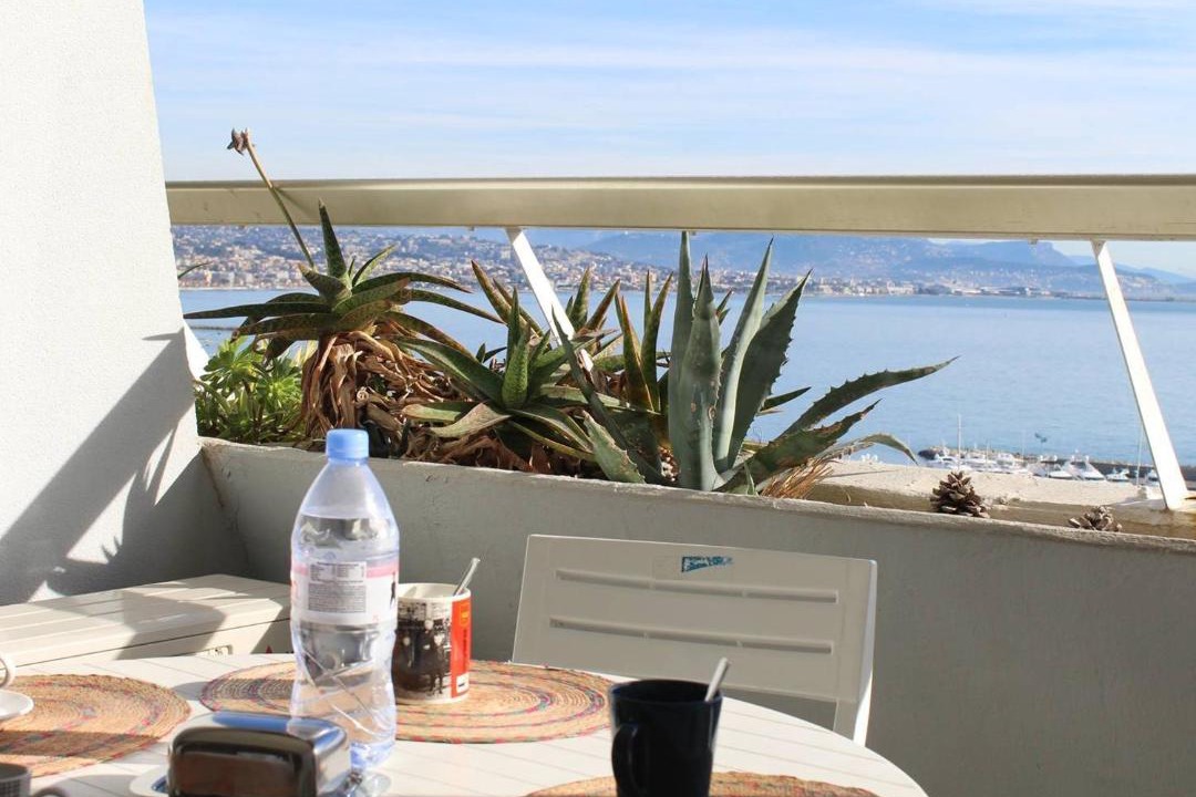 Photo of Patio Balcony in Villeneuve Loubet Beach