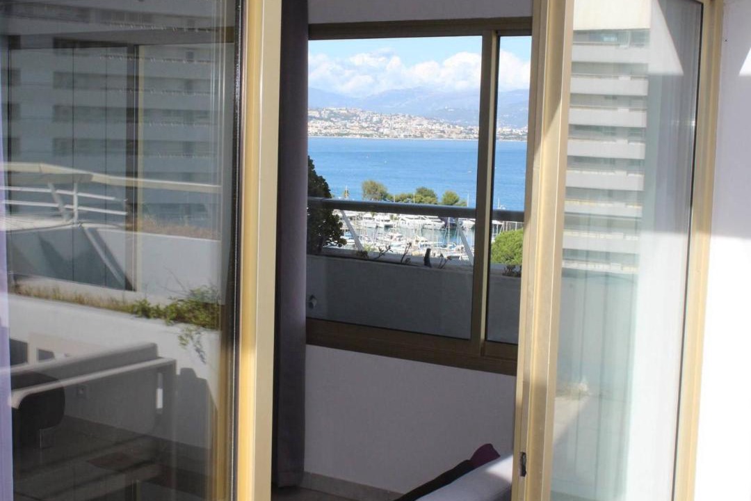 Photo of Patio Balcony in Villeneuve Loubet Beach