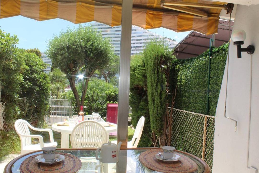 Photo of Patio Balcony in Villeneuve Loubet Beach