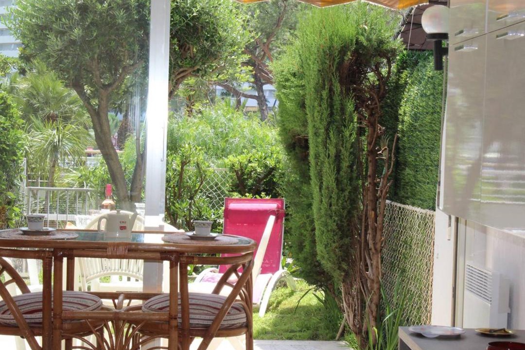 Photo of Patio Balcony in Villeneuve Loubet Beach