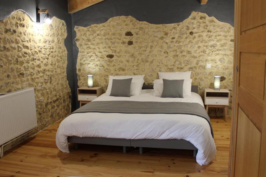 Photo of Bedroom in Montmoreau-Saint-Cybard
