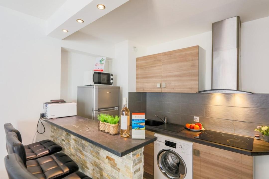 Photo of Kitchen in Carre d'Or