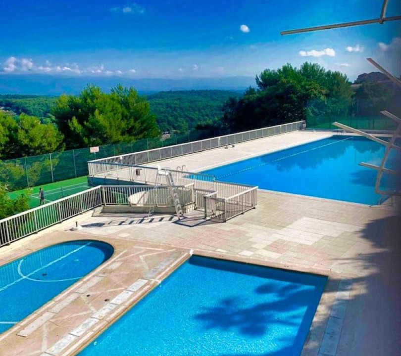 Photo of Others in Mougins
