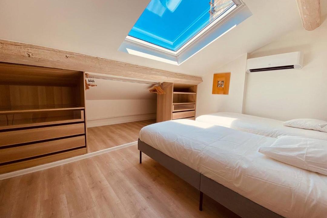 Photo of Bedroom in Prado - Republique