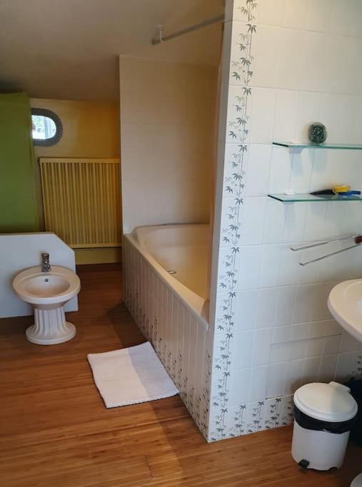 Photo of Bathroom in Pons