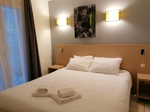 Photo of Bedroom in Les Baumettes